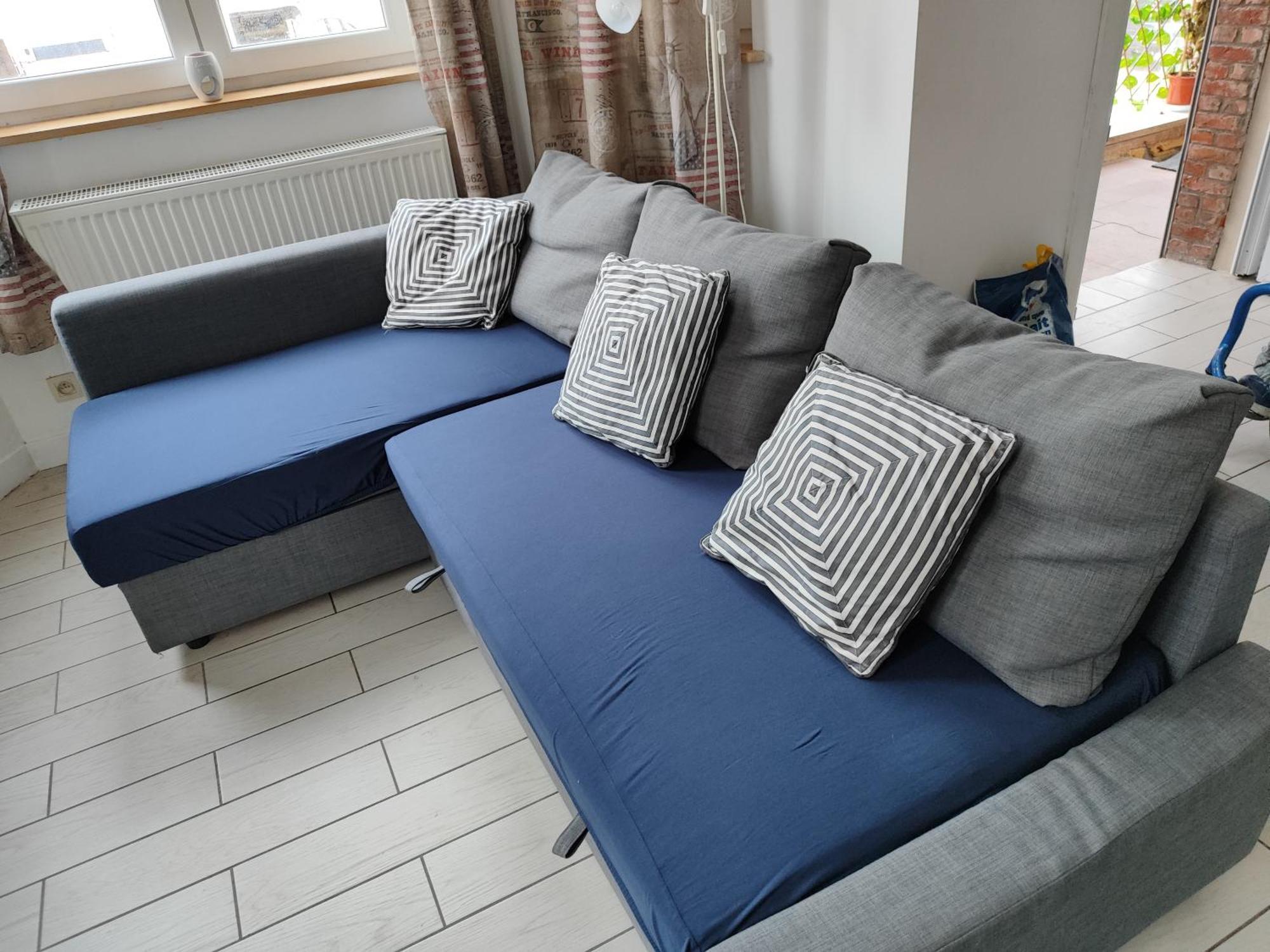Appartement Spacieux Avec Parking Et Terrasse เดอปาน ภายนอก รูปภาพ