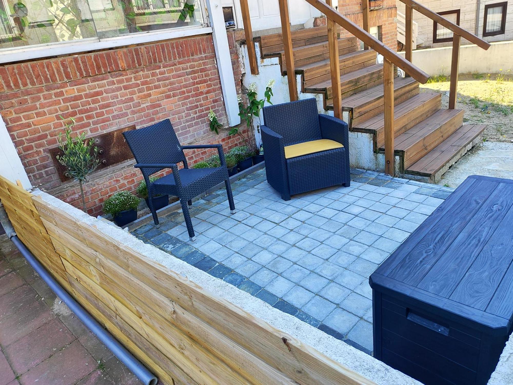 Appartement Spacieux Avec Parking Et Terrasse เดอปาน ภายนอก รูปภาพ